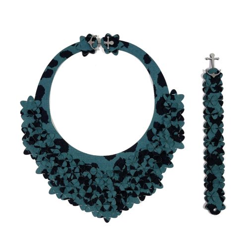 Upcycled One-of-a-kinds | The Classic necklace + Slim bracelet | Petrol Panther shirt