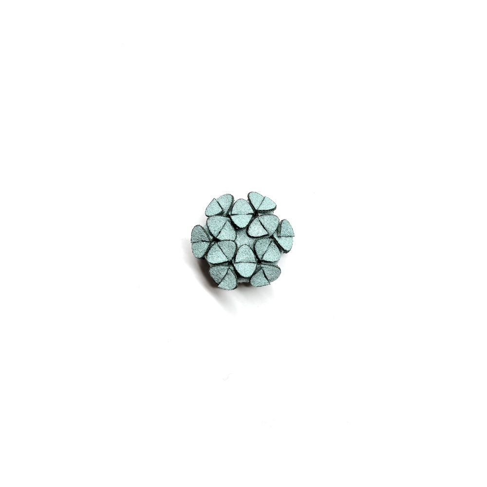 The Pin brooch | Uni-Colour